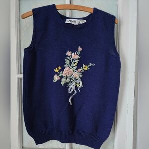 Maxima Navy Floral Embroidered Knit Vest Sleeveless Sweater Size S